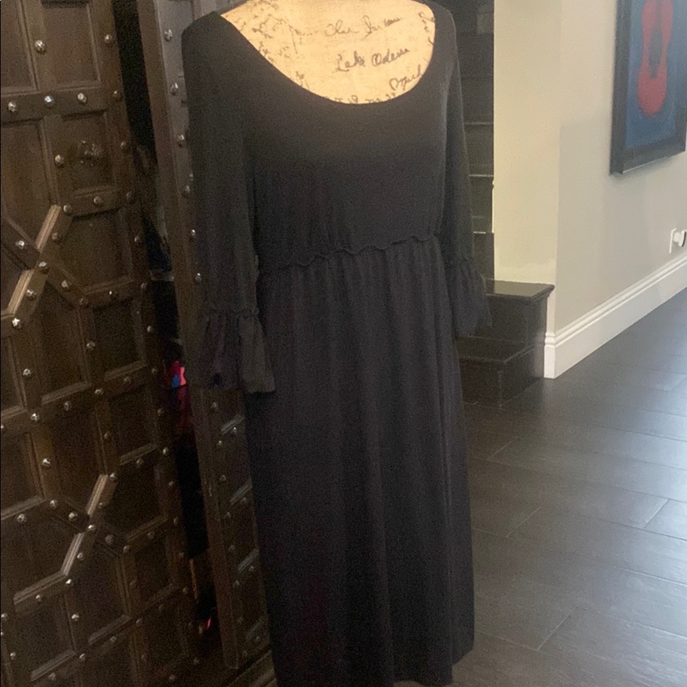 Elegant Black Dress